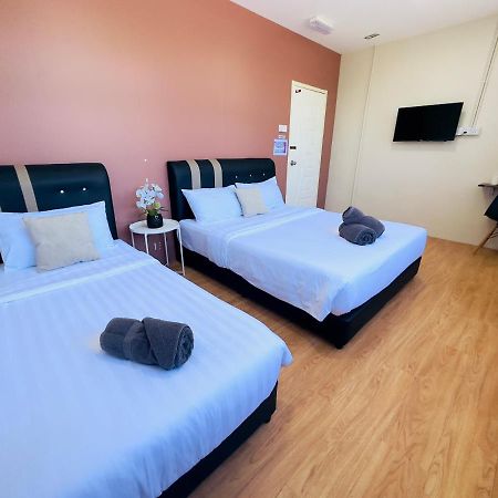 Familia Motel Kangar Kültér fotó